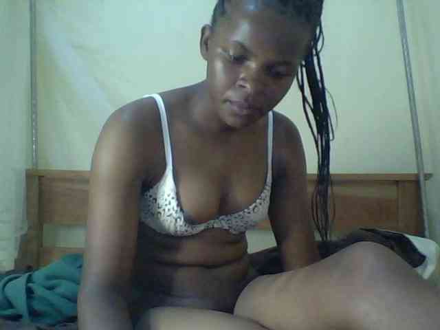 Cute-lizah webcam