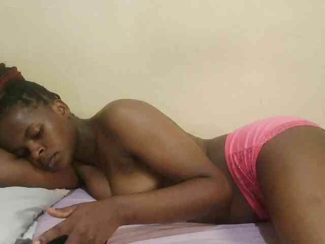 Cute-lizah webcam
