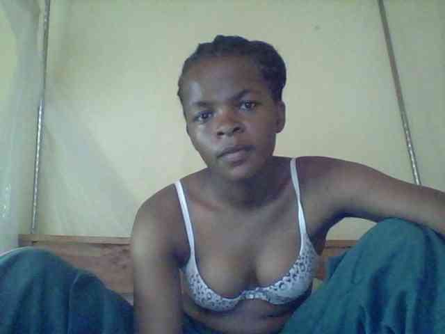 Cute-lizah webcam