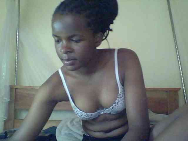 Cute-lizah webcam