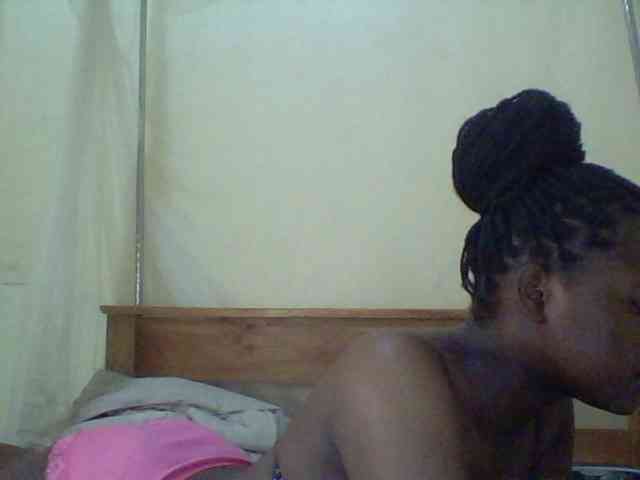 Cute-lizah webcam