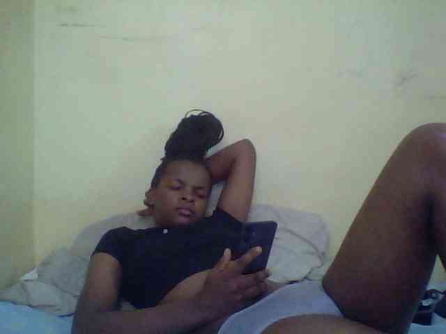 Cute-lizah webcam
