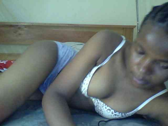 Cute-lizah webcam