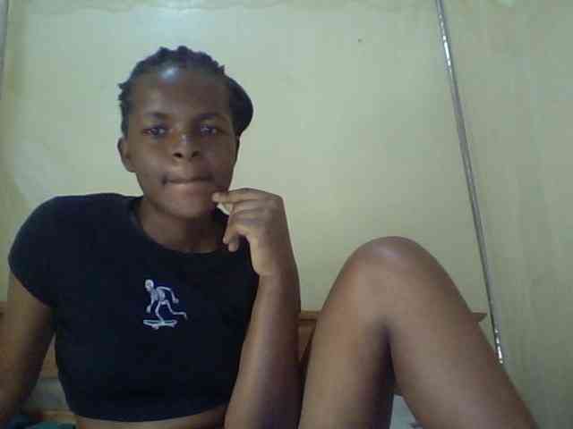 Cute-lizah webcam