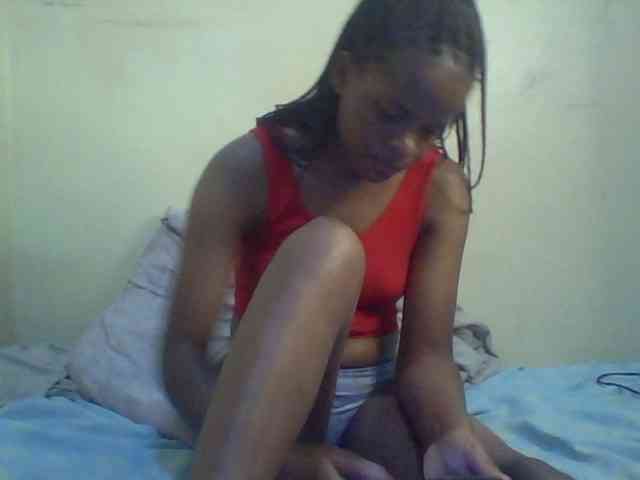 Model: Cute-lizah