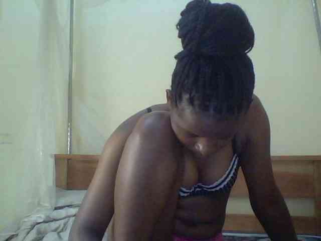 Cute-lizah webcam