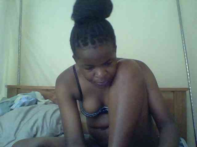 Cute-lizah webcam
