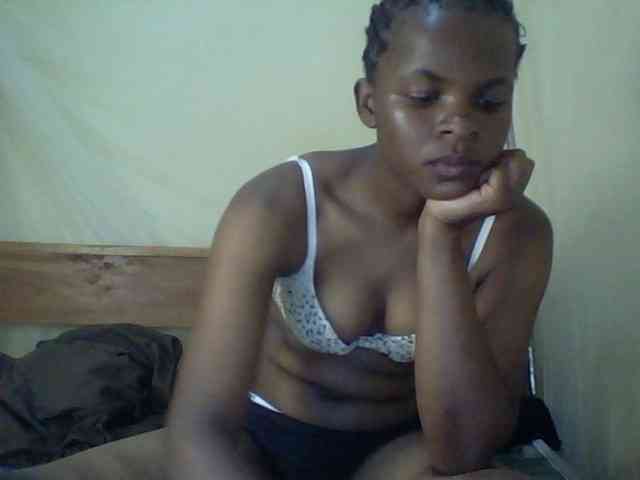 Cute-lizah webcam
