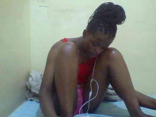 Cute-lizah webcam