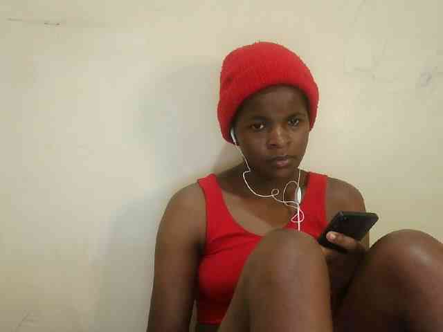 Cute-lizah webcam