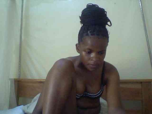 Cute-lizah webcam