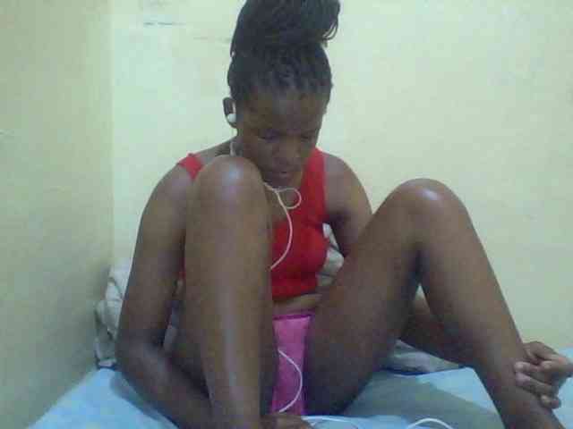 Cute-lizah webcam