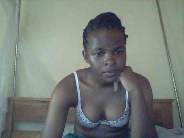 Cute-lizah webcam