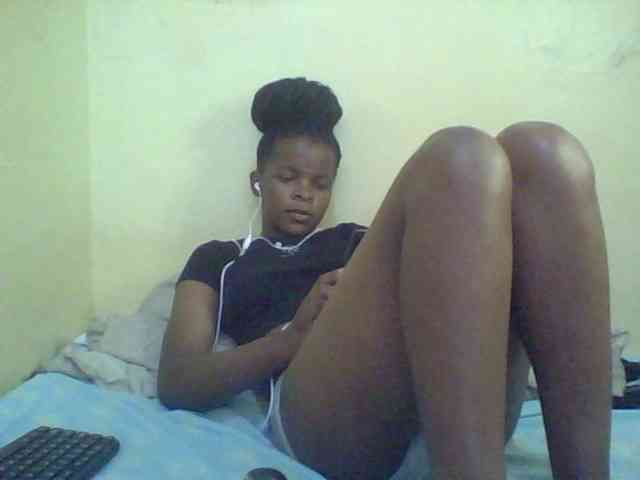 Cute-lizah webcam