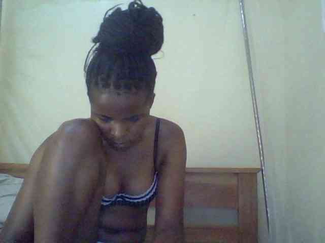Cute-lizah webcam