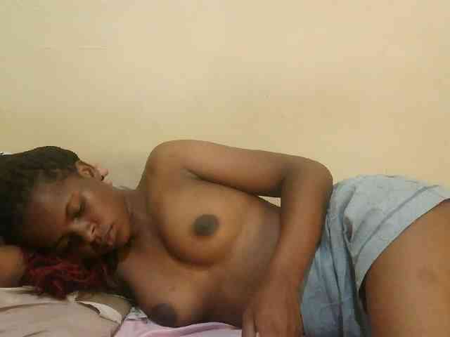 Cute-lizah webcam