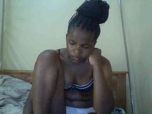 Cute-lizah webcam