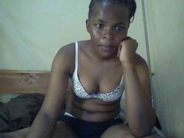 Cute-lizah webcam