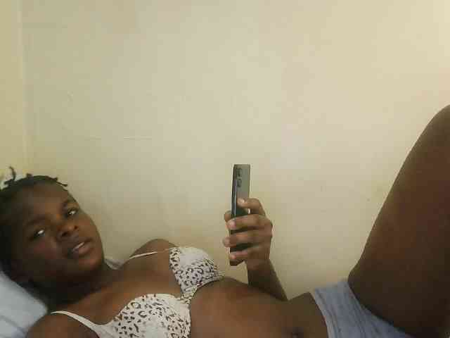 Cute-lizah Live Webcam on BongaCams