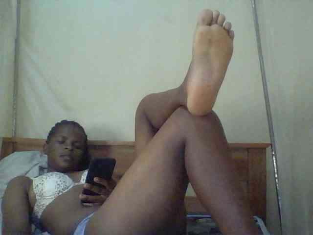 Cute-lizah webcam