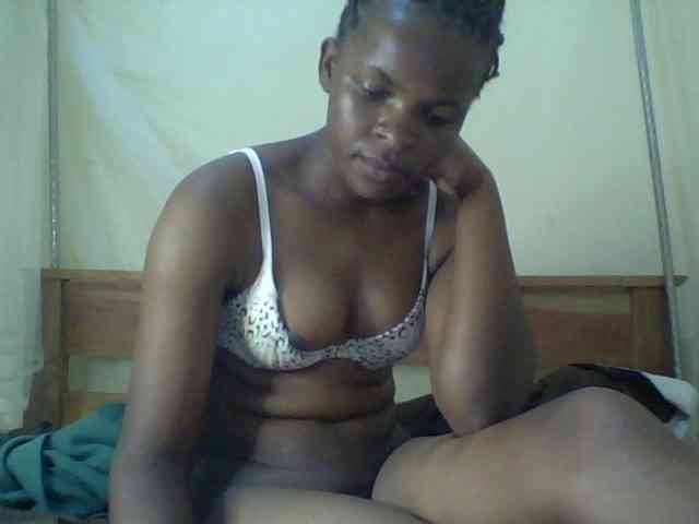 Cute-lizah webcam