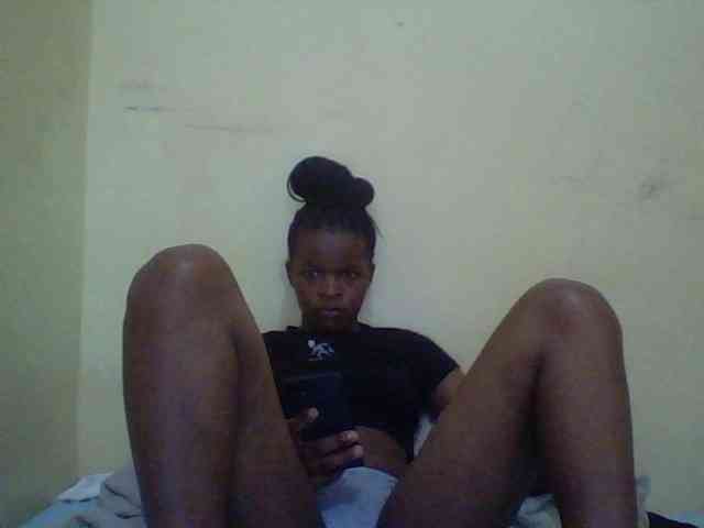 Cute-lizah webcam