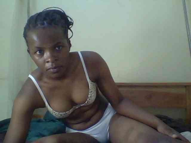 Cute-lizah webcam