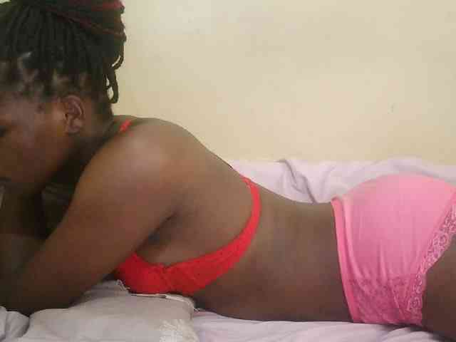 Cute-lizah webcam