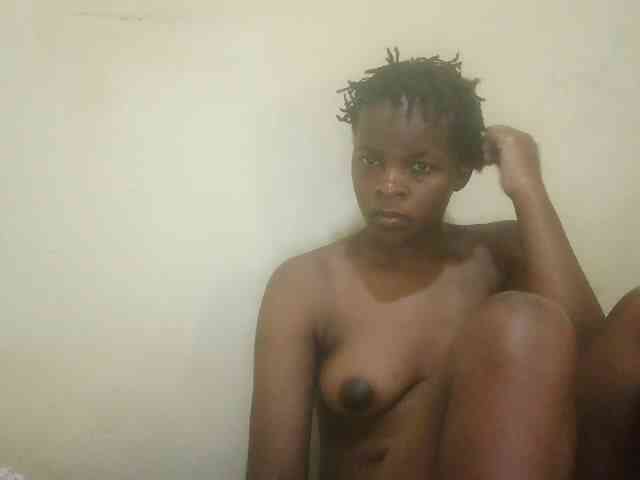 Cute-lizah webcam
