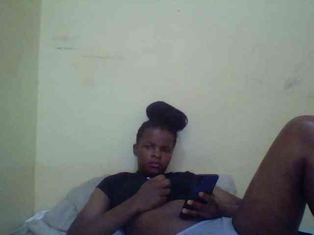 Cute-lizah webcam