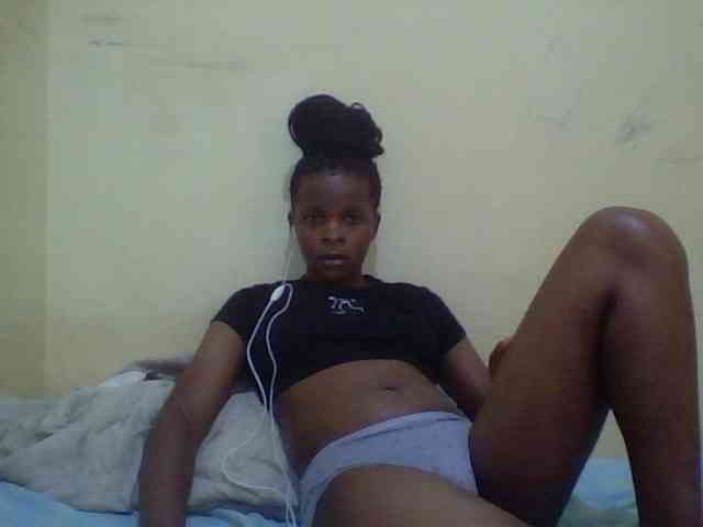 Cute-lizah webcam