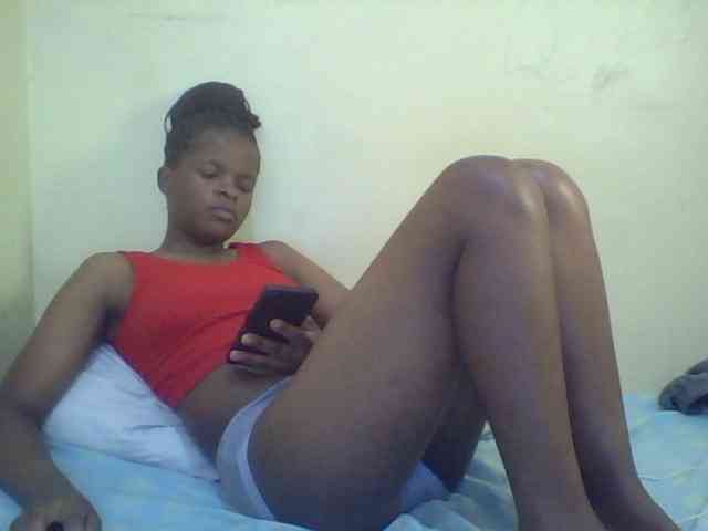 Cute-lizah webcam
