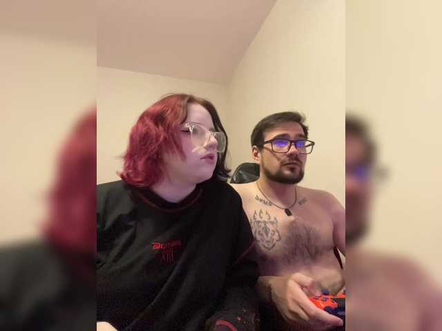 Two-NPC live cam preview