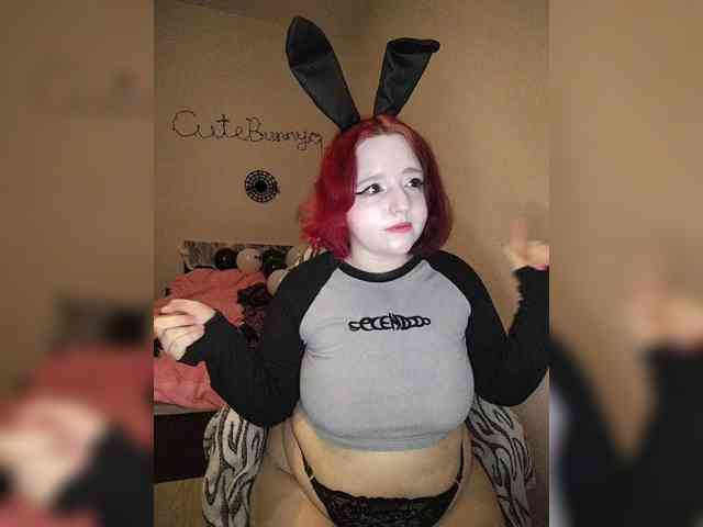 モデル: _CuteBunny_