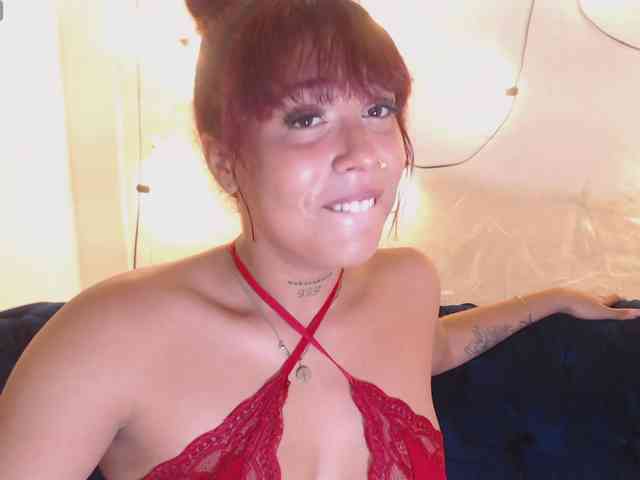 KarlaaDoll webcam