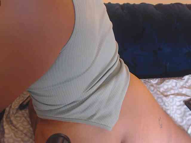 KarlaaDoll webcam