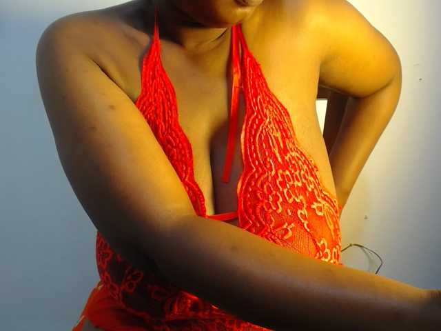 Sexydoll888 live cam on BongaCams
