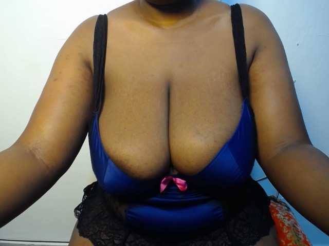 Sexydoll888 live cam on BongaCams