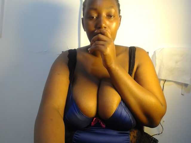 Sexydoll888 live cam on BongaCams