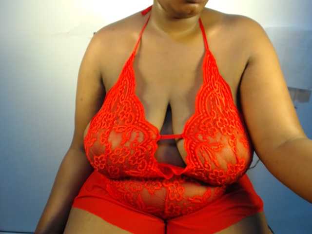 Sexydoll888, en directo ahora en BongaCams