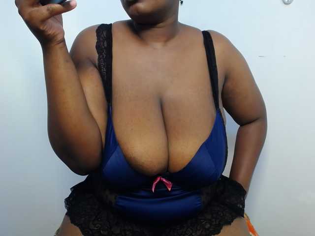 Sexydoll888 live cam on BongaCams