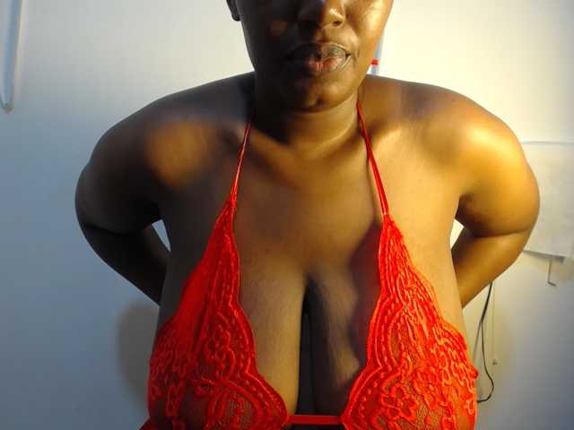 Sexydoll888 live cam on BongaCams
