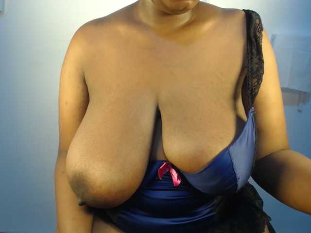 Sexydoll888 live cam preview