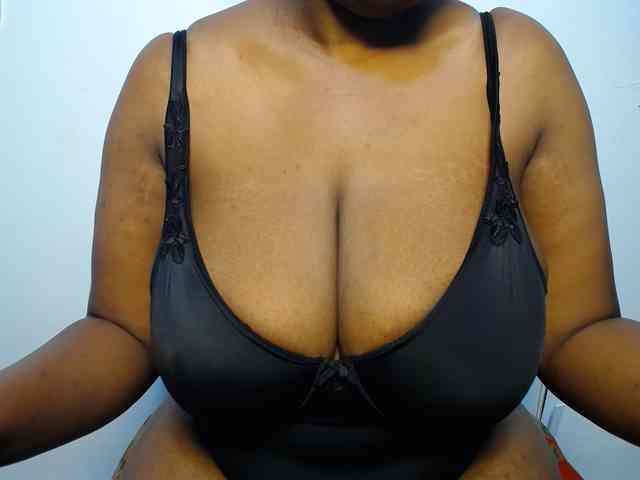 Sexydoll888 webcam