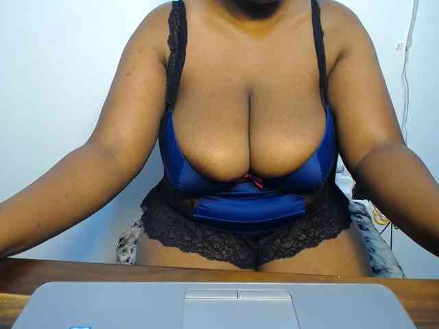 Sexydoll888 webcam