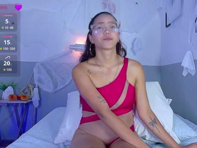 skinnylittlemommy live cam preview