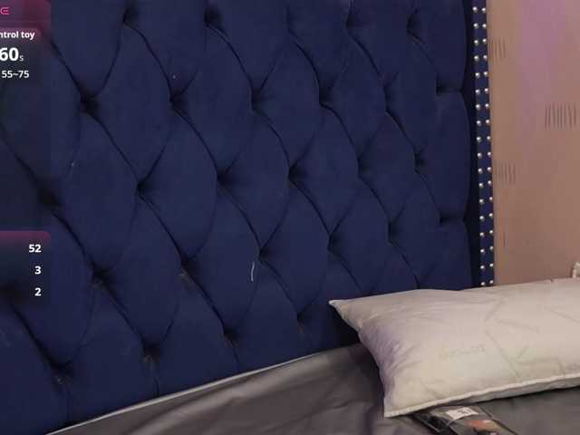 skinnylittlemommy live cam preview