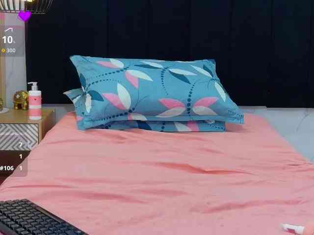skinnylittlemommy webcam