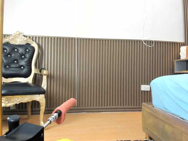 sweetemily-x live cam on BongaCams