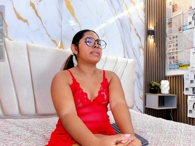 sweetemily-x live cam on BongaCams